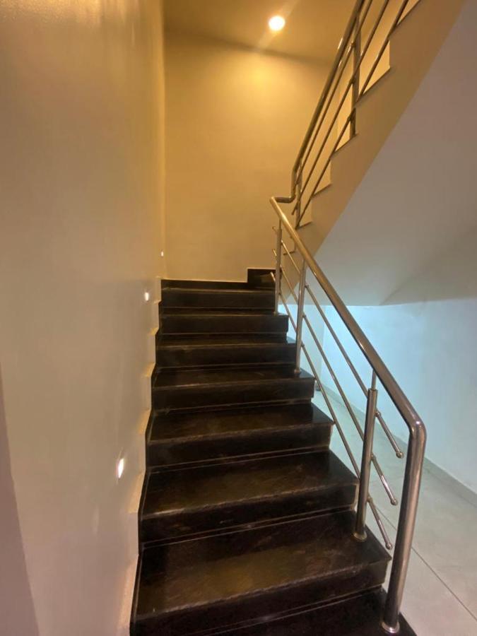 Hotel Raghupati Ayodhya Eksteriør bilde